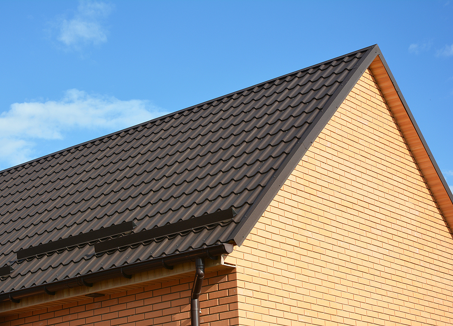 The Ultimate Guide to Metal Roofing Shingles: Benefits, Types, and Installation 